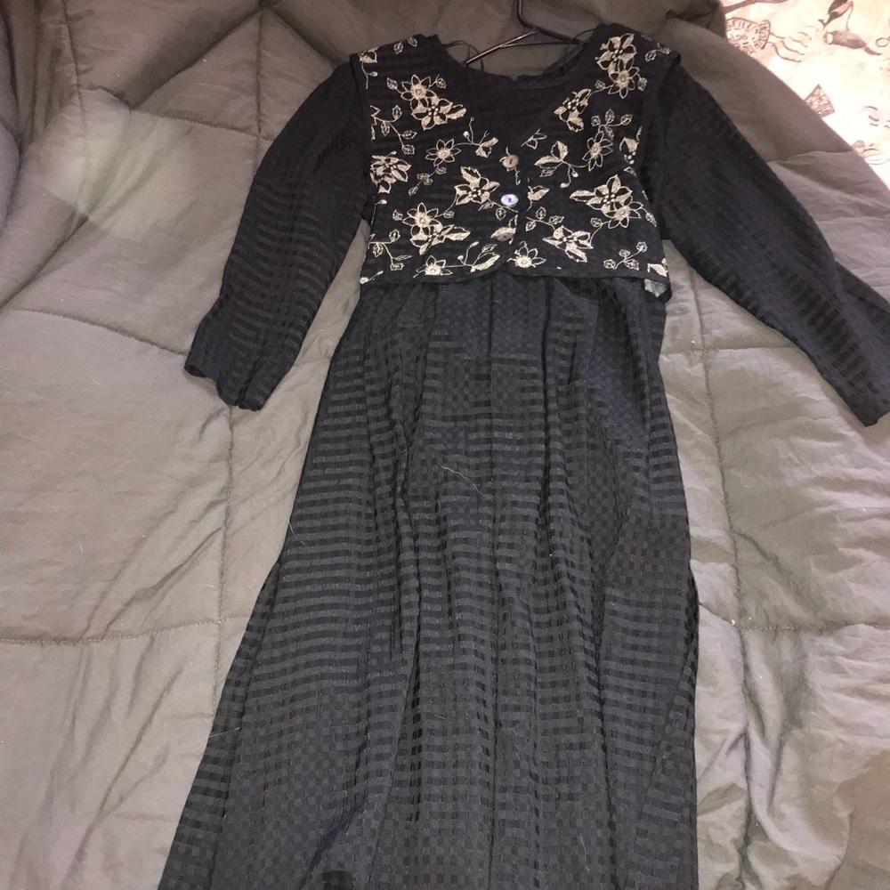 never worn Stevie Nicks vibed dressed
